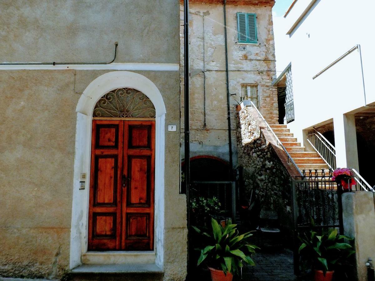 Centralissimo Nel Cuore Del Borgo Suvereto Eksteriør bilde